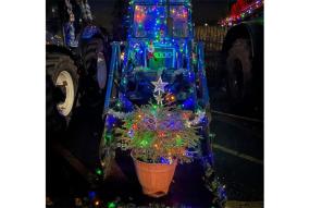Farmers showcase decorated tractors during festive fundraiser 