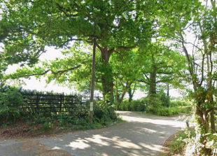 Inspector rules on dispute over stables in field next to £5m Taplow mansion