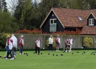 Maidenhead Thicket open green to a spot of rain and much merriment