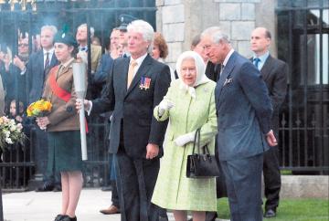 In pictures: The Queen&rsquo;s 90th birthday beacon lighting at the Long Walk