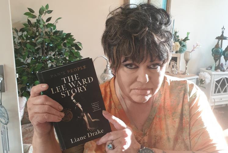 Pan&rsquo;s People dancer from Cookham publishes 'visceral' memoir on stardom